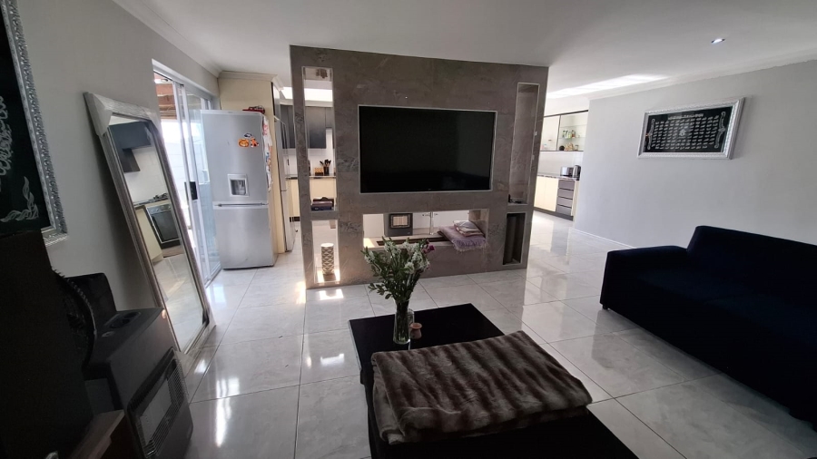 3 Bedroom Property for Sale in Colorado Western Cape